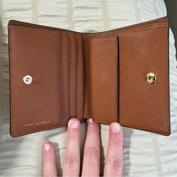 Tory Burch Emerson Mini Wallet - Picture 3 of 4